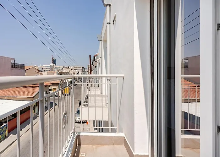 The Flat * Λεμεσός